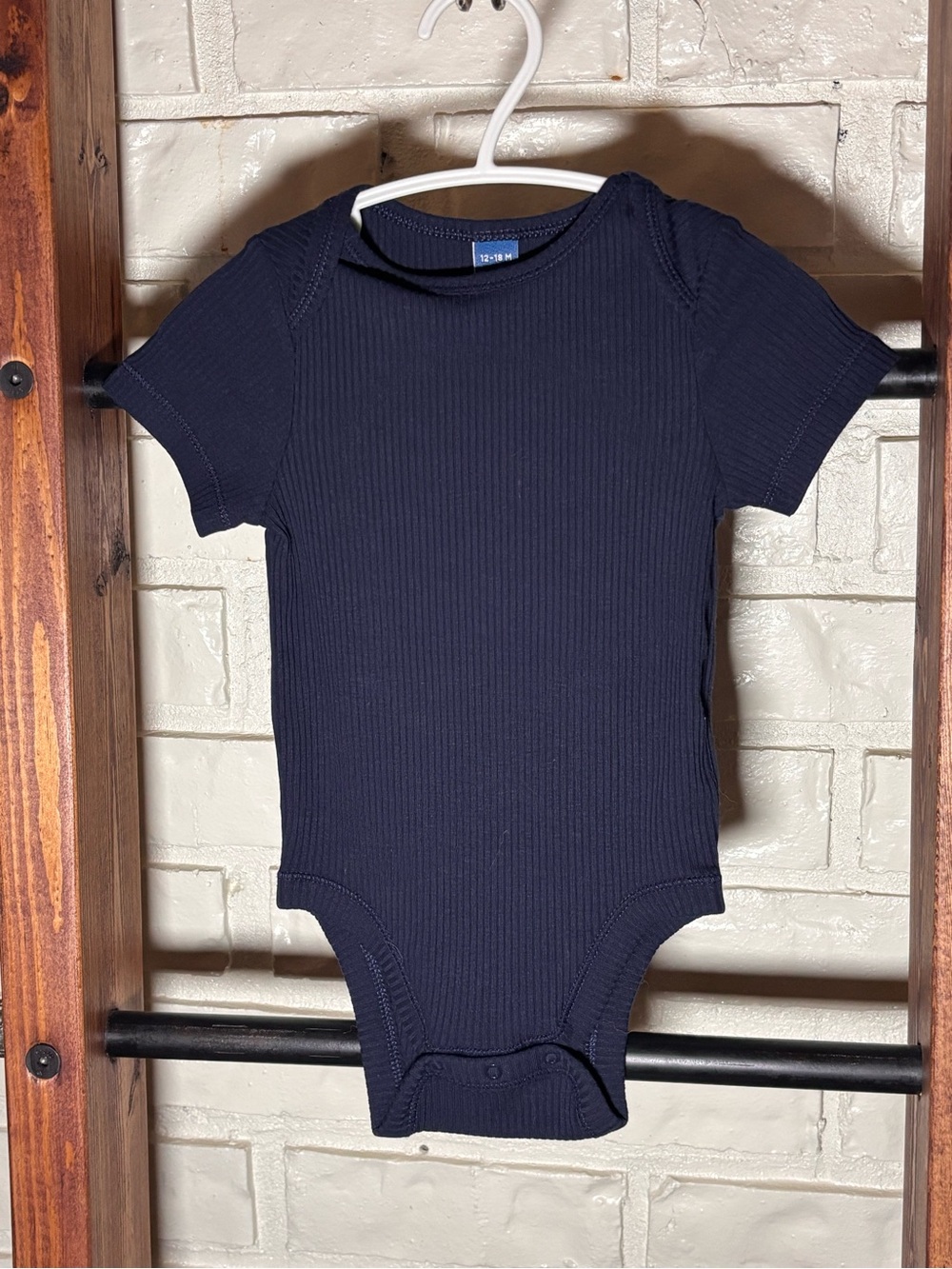 ✨3/$25✨ BNWOT Navy Ribbed Short-Sleeve Baby Onesie